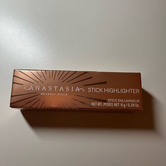 NEW ANASTASIA BEVERLY HILLS Stick Highlighter “Bubbly” - Picture 2 of 3